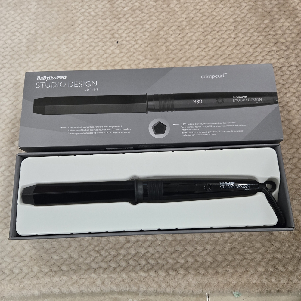BaByliss Pro Studio Design Series 1.25 Inch Crimpcurl Curling Iron.ĺ
